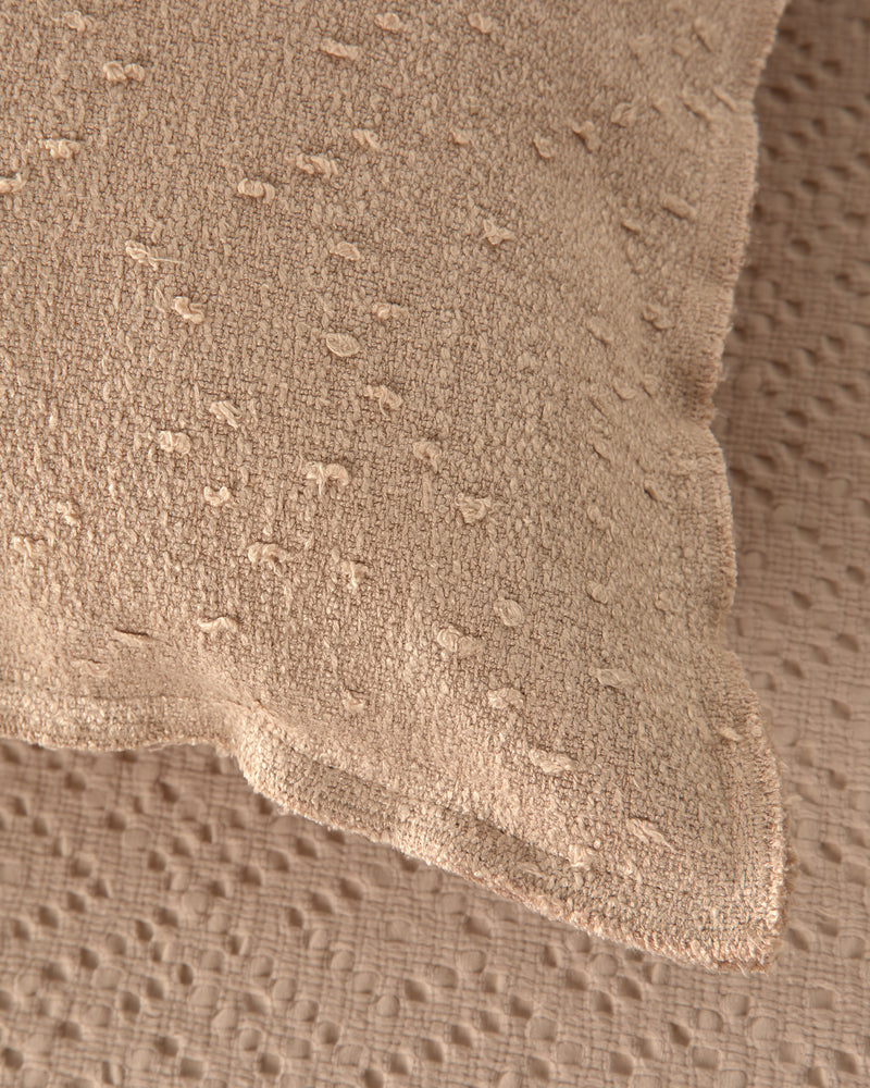 Plume Cushion